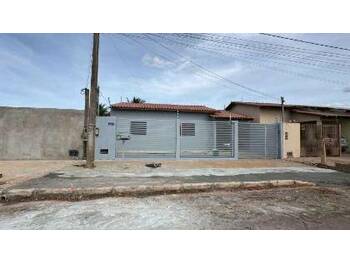 Casa em leilão - Rua do Pequizeiro, 2250 - Luís Eduardo Magalhães/BA - Banco Santander Brasil S/A | Z34760