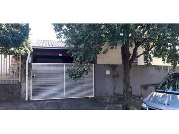 Casa em leilão - Rua José Garcia Peres, 3444 - Votuporanga/SP - Banco Santander Brasil S/A | Z34760