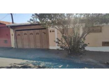 Casa em leilão - Rua Jaboticabal, 320 - Guariba/SP - Banco Bradesco S/A | Z34770