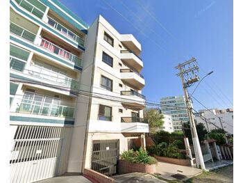 Apartamentos e Flats em leilão - Ladeira Adolfo Marques Simões, 39 - Guarapari/ES - Banco Daycoval S/A | Z34798