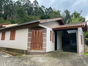 Casa em leilão - Rua dos Renck, 597 - Igrejinha/RS - Banco Santander Brasil S/A | Z34914