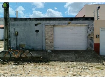 Casa em leilão - Rua Oscar Araripe, 1128 - Pacatuba/CE - Itaú Unibanco S/A  | Z34711