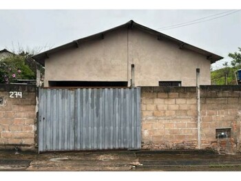 Casa em leilão - Rua Joinville, 274 - São Gonçalo do Sapucaí/MG - Itaú Unibanco S/A  | Z34910