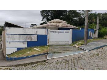 Casa em leilão - Rua Princesa Isabel, 82 - Rio das Ostras/RJ - Banco Santander Brasil S/A | Z34914