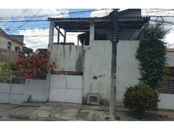 Casa em leilão - Rua Fortaleza, 336 - São Gonçalo/RJ - Itaú Unibanco S/A  | Z34910