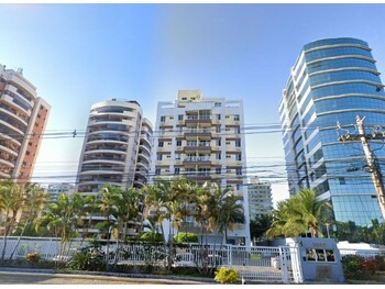 Apartamentos e Flats em leilão - Avenida Embaixador Abelardo Bueno, 3200 - Rio de Janeiro/RJ - Banco Bradesco S/A | Z34875