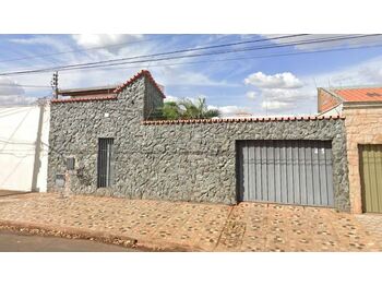 Casa em leilão - Rua Maria Cunha de Oliveira, 45 - Uberaba/MG - Creditas Soluções Financeiras Ltda | Z34891