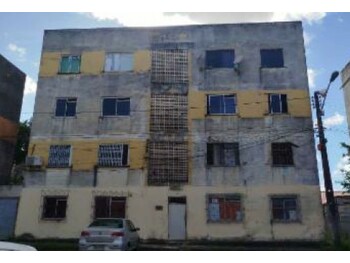 Apartamentos e Flats em leilão - Avenida Sul, 342 - Camaçari/BA - Banco Santander Brasil S/A | Z34710