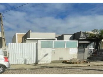 Casa em leilão - Rua Irmã Laura Ramos Faial (Antiga Rua 02), 71 - Tijucas/SC - Itaú Unibanco S/A  | Z35177