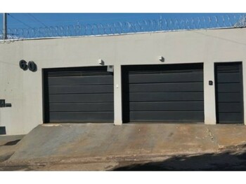 Casa em leilão - Rua Jairo Cabral, 60 - Quirinópolis/GO - Itaú Unibanco S/A  | Z35177