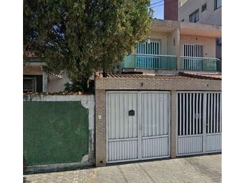 Casa em leilão - Rua Tamoios, 81 - São Vicente/SP - Banco Bradesco S/A | Z34867