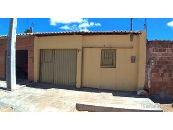 Casa em leilão - Rua João Castor Falcão, 111 - Ouricuri/PE - Banco Santander Brasil S/A | Z34933