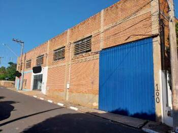 Prédio Comercial em leilão - Rua Paulo Marinho, 90 - Estrela Do Norte/SP - Banco Santander Brasil S/A | Z34954