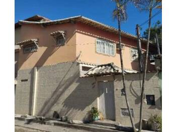 Casa em leilão - Rua Elídio Rodrigues Pinto, 191 - São Gonçalo/RJ - Banco Santander Brasil S/A | Z34914