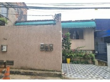 Casa em leilão - Travessa Santa Eurídice, 144 - Salvador/BA - Itaú Unibanco S/A  | Z35177