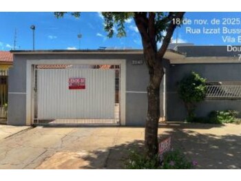 Casa em leilão - Rua Izzat Bussuan, 3840 - Dourados/MS - Banco Santander Brasil S/A | Z35234