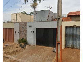 Casa em leilão - Avenida Claro Gomes, 1338 - Itumbiara/GO - Itaú Unibanco S/A  | Z35266