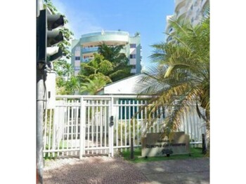 Apartamentos e Flats em leilão - Estrada do Bananal, 986 - Rio de Janeiro/RJ - Itaú Unibanco S/A  | Z35378