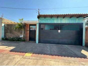 Casa em leilão - Rua Marechal Deodoro, 2668 - Corumbá/MS - Banco Santander Brasil S/A | Z35112