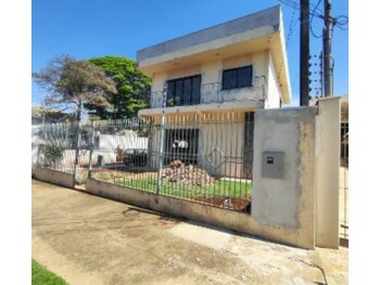 Casa em leilão - Rua Joaquim Nabuco, 1056 - Maringá/PR - Banco Santander Brasil S/A | Z35042