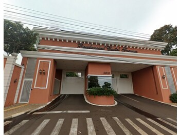 Casa em leilão - Avenida República Argentina, 2203 - Foz do Iguaçu/PR - Banco Bradesco S/A | Z35054