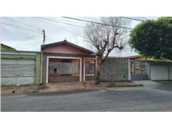 Casa em leilão - Rua Alberto Conceição Dos Santos, 544 - Araçatuba/SP - Banco Santander Brasil S/A | Z35290