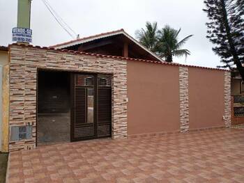 Casa em leilão - Avenida Edson Vieira Carreira, 716 - Peruíbe/SP - Banco Santander Brasil S/A | Z35290