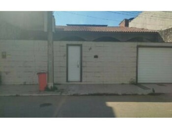 Casa em leilão - Rua Eduardo Gomes, 35 - Nova Iguaçu/RJ - Itaú Unibanco S/A  | Z35378