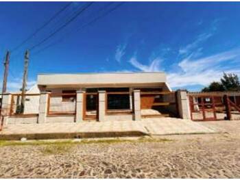 Casa em leilão - Rua Sargento Geraldo Santana, 1050 - Tramandaí/RS - Banco Santander Brasil S/A | Z35290