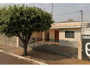 Casa em leilão - Rua Benedito Sampaio, 271 - Tanabi/SP - Banco Santander Brasil S/A | Z35513