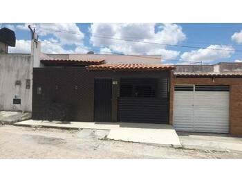 Casa em leilão - Rua Militão, 34 - Serrinha/BA - Banco Santander Brasil S/A | Z35513