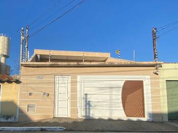 Casa em leilão - Rua Pinto da Luz, 248 - São Paulo/SP - Banco Santander Brasil S/A | Z35513