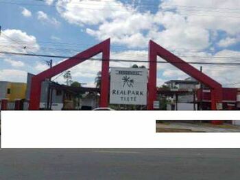 Casa em leilão - Rua Odila Rodrigues Martins, 389 - Mogi das Cruzes/SP - Banco Santander Brasil S/A | Z35533