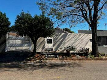 Casa em leilão - Rua Generoso Leite, 823 - Campo Grande/MS - Banco Santander Brasil S/A | Z35533