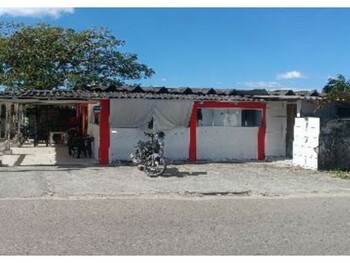 Residencial / Comercial em leilão - Avenida Tiradentes, 8 - Guaratuba/PR - Itaú Unibanco S/A  | Z35622