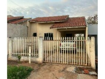 Casa em leilão - Rua Alagoas, 1219 - Mariluz/PR - Itaú Unibanco S/A  | Z35622