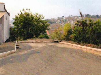 Terreno em leilão - Rua 04, s/nº - Juruaia/MG - Banco Cooperativo Sicoob S.A. | Z35599