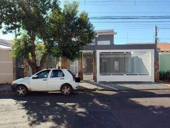 Casa em leilão - Rua Doutor Dolor Ferreira de Andrade, 1049 - Campo Grande/MS - Banco Santander Brasil S/A | Z35513