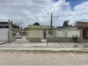 Casa em leilão - Rua José Vieira Pimenta, 165 - Pelotas/RS - Banco Santander Brasil S/A | Z35533
