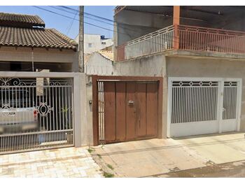 Casa em leilão - Rua Áureliano Teixeira da Silva, 585 - Lins/SP - Banco Santander Brasil S/A | Z35533