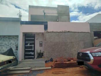 Casa em leilão - Rua Projetada 03, 52 - Irecê/BA - Banco Santander Brasil S/A | Z35533