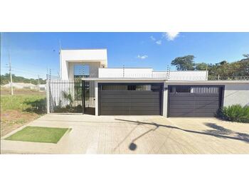 Casa em leilão - Rua Benedito Camilo De Paula Filho, 98 - Maringá/PR - Banco Santander Brasil S/A | Z35533