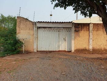 Casa em leilão - Rua São Carlos, 370 - Corumbá/MS - Banco Santander Brasil S/A | Z35533