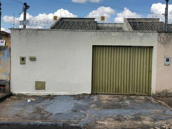 Casa em leilão - Rua Luiz Carlos De Morais, s/n - Trindade/GO - Banco Santander Brasil S/A | Z35533