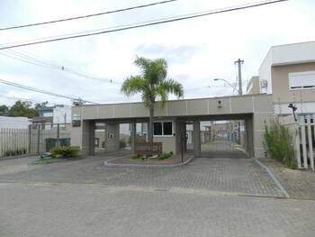 Casa em leilão - Rua Eroni Soares Machado, 300 - Porto Alegre/RS - Banco Santander Brasil S/A | Z35513