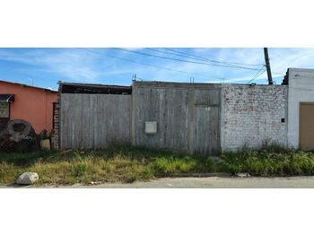 Casa em leilão - Rua Rio Doce, 15 - Rio Grande/RS - Banco Santander Brasil S/A | Z35533