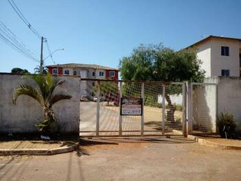 Apartamentos e Flats em leilão - Rua Primavera, s/n - Luziânia/GO - Banco Santander Brasil S/A | Z35513