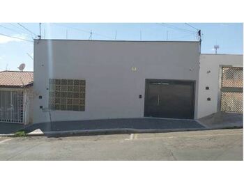 Casa em leilão - Rua Mem De Sá, 68 - Piracicaba/SP - Banco Santander Brasil S/A | Z35533