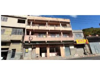 Apartamentos e Flats em leilão - Avenida Tres De Outubro, 597 - Barra Mansa/RJ - Banco Santander Brasil S/A | Z35533