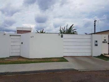 Casa em leilão - Avenida Norte, 143 - Querência/MT - Banco Santander Brasil S/A | Z35533